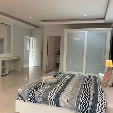 Lagoon Resort Pattaya